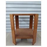 Oak side table 20x16x16