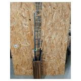 Wood pool cue box w/ 4 pool cues, 1 is Miller