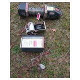 Dayton 6000# 12v winch, works / Dayton 12v