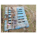 18" - 42" screw clamps, plate lifter, large