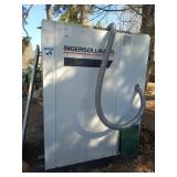 Ingersoll Rand model SSR- HP50SE screw
