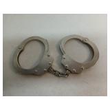 Peerless model 700 handcuffs