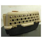 Plastic pet kennel 13x13x24