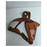 Bianchi #9R leather holster for small revolver
