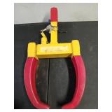 Toolmax wheel lock security boot w/ key