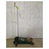 1.5 ton floor jack, works