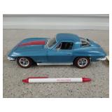 ERTL 1967 Chevrolet Corvette 1:18 scale diecast