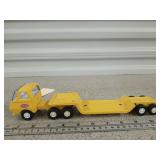 Antique metal / plastic Tonka tractor trailer l
