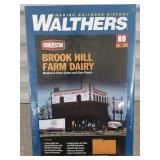 Cornerstone brookhill farm dairy HO scale, new