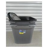 Three sterilite tubs with lids 23x18x16