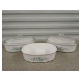 2 CorningWare casserole dishes w/ lids 2.8L, 1.8L