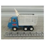 Antique metal Tonka truck w/ dump bed