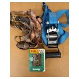 Box of 1.5" wood to wood screws, 2" ratchet