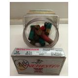 15 rds 12 ga 2 3/4" slug / 4 rds 12 ga 2 3/4" 00