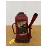 Big red Jack 6 ton hydraulic bottle jack, works