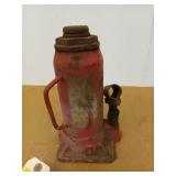 8 ton ? Hydraulic bottle jack, no handle, works