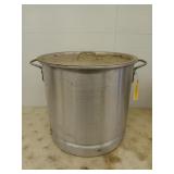 New stock pot 16 x 16