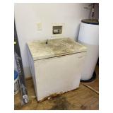 Holiday brand chest freezer, works