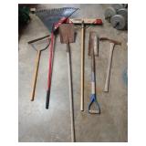 6 Pc yard tools, leaf rake and broom are like new