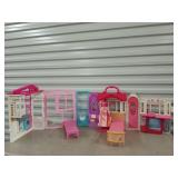 2 Barbie house setups