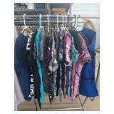 Asst scrub tops size XS-S