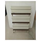 Three-tier collapsible card display or magazine