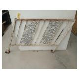 Ornate handrail 32x45