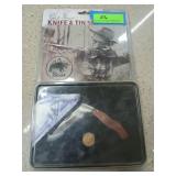 Fred Bear knife and tin set, new