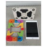 Apple iPad with case, works