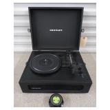 Crosley model CR8017A-BK turntable w/ bluetooth,
