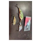 lot of vintage crankbait fishing lures