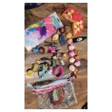 girls lot of.toys num noms with lots of