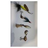 Vintage lot of fishing lures to include: