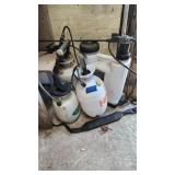 lot of hand held sprayers all work and one