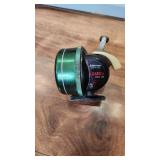 1950-1960 vintage Johnson SABRA model 130b