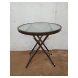 Round glass top patio table 19x18