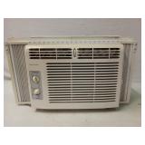 Frigidaire 5000 BTU window AC unit, works