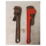 2 ct 14" pipe wrenches