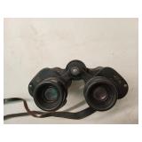 Crownline NFL Scanner 7 x 35 binoculars in case