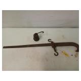 Cotton scale with pea