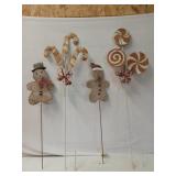 3D yard decor 2 ft - 3 ft tall