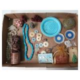 Asst trinkets and collectibles
