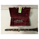 Old clarinet in case, need some love