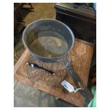 1800s gate marked iron spider legged pot with