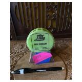 Vintage Lilly ice cream pen pencil holder