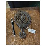 Cast iron Eagle trivet