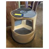 Kik Step. Stepstool.