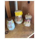 Collection of vintage salt/pepper shakers