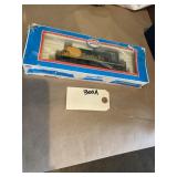 1970s HO 2325 Santa Fe engine