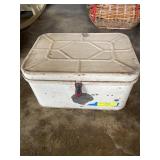 Vintage looking  bread box  7 x 13 1/2 x 9 1/2